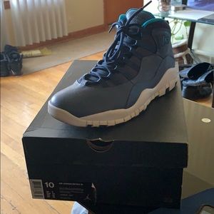 Retro 10 Los Angeles
